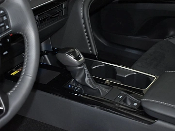 Toyota Camry, 2026г., передний привод, вариатор