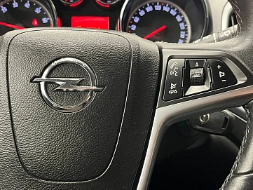 Opel , 2012г., передний привод, механика