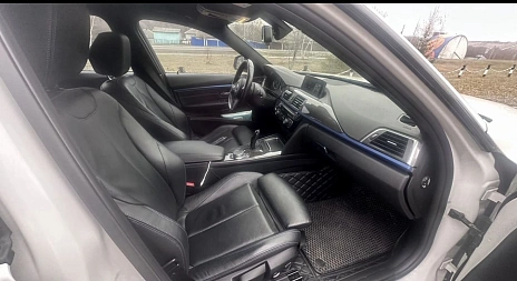 BMW 3 серии, 2018г, полный привод, автомат