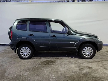 Chevrolet Niva, 2011г, полный привод, механика