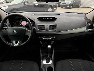 Renault Fluence, 2013г, передний привод, вариатор
