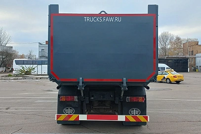 FAW J6 CA3250, 2023г, Задний привод, Механическая