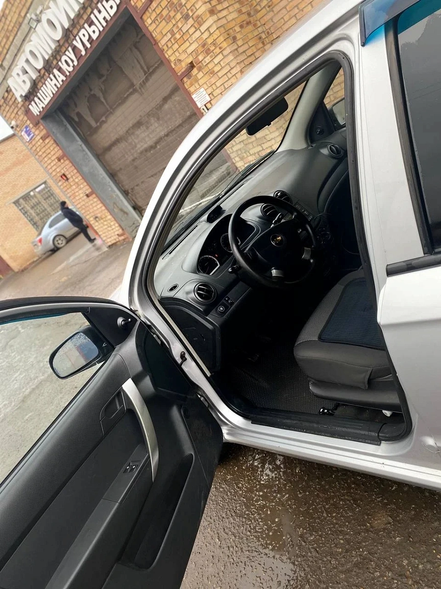 Chevrolet Aveo, 2009г., передний привод, механика