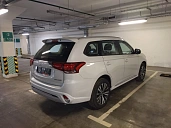 Mitsubishi Outlander, 2022г., передний привод, вариатор