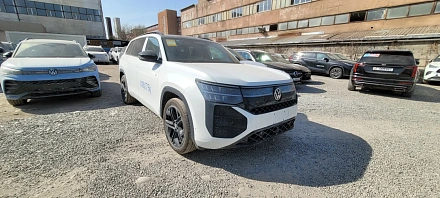 Volkswagen Teramont, 2026г, полный привод, робот
