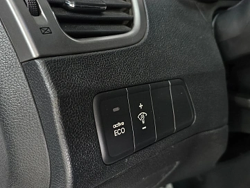 Hyundai Avante, 2011г, передний привод, автомат