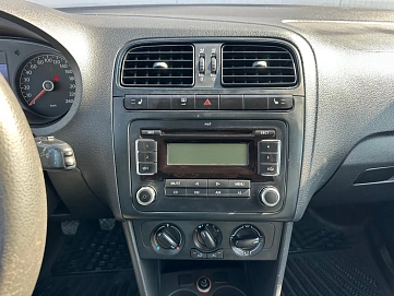 Volkswagen Polo, 2012г, передний привод, механика