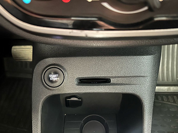 Renault Kaptur, 2018г, передний привод, автомат