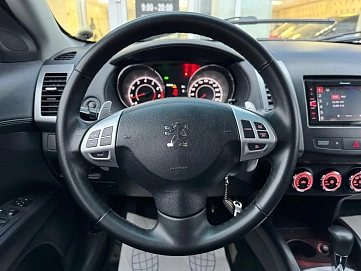 Peugeot 4007, 2009г, полный привод, вариатор