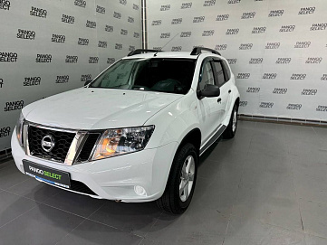 Nissan , 2018г., передний привод, механика