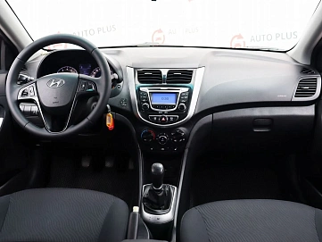 Hyundai Solaris, 2012г, передний привод, механика