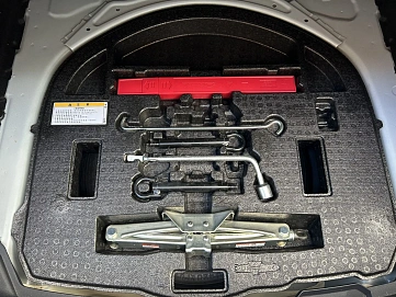 Toyota Corolla, 2022г, передний привод, вариатор