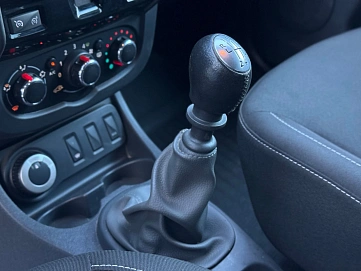 Renault Duster, 2020г., полный привод, механика