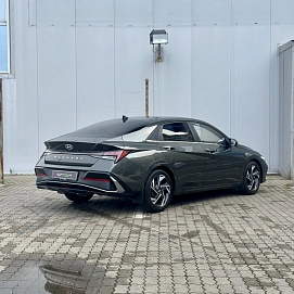 Hyundai Elantra, 2023г, передний привод, автомат
