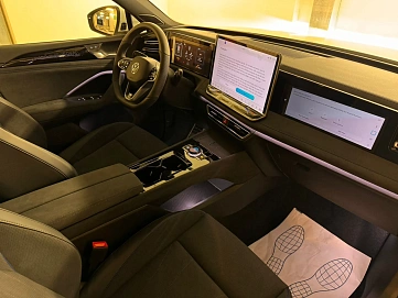 Volkswagen Tiguan, 2024г, полный привод, робот