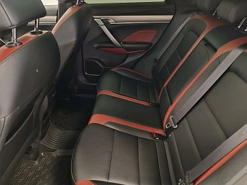 Geely Coolray, 2022г., передний привод, робот