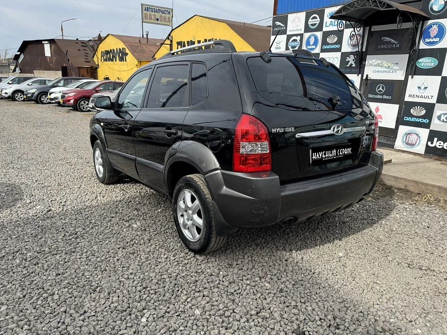 Hyundai Tucson, 2005г., передний привод, автомат
