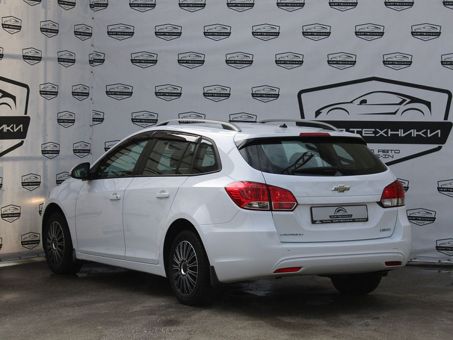 Chevrolet Cruze, 2014г., передний привод, механика