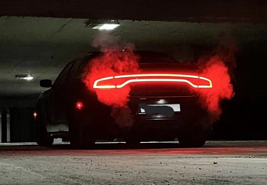 Dodge Charger, 2017г, задний привод, автомат