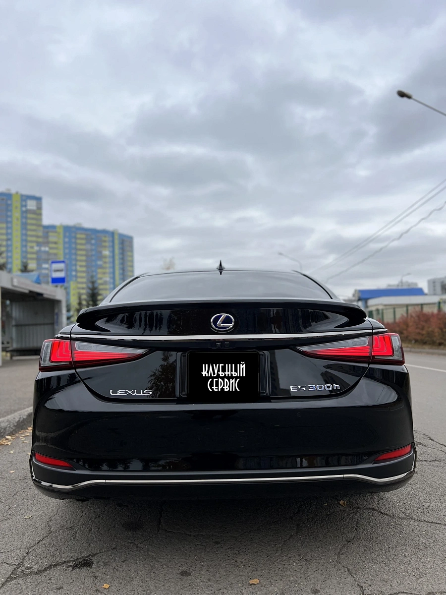 Lexus ES, 2019г., передний привод, вариатор