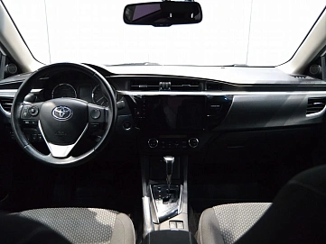 Toyota Corolla, 2013г, передний привод, вариатор