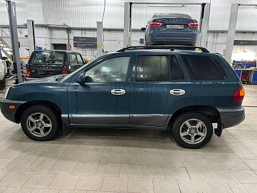 Hyundai Santa Fe, 2001г, передний привод, автомат