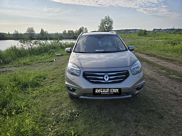 Renault Koleos, 2012г, полный привод, автомат