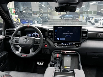 Toyota Tundra, 2025г, полный привод, автомат