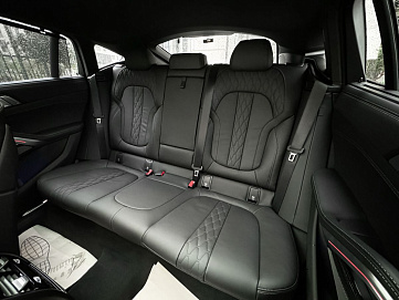 BMW X6, 2024г, полный привод, автомат