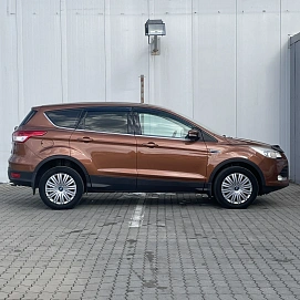 Ford Kuga, 2014г, передний привод, автомат