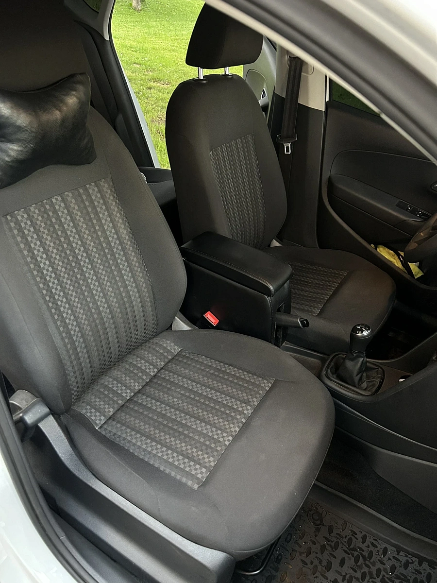 Volkswagen Polo, 2019г., передний привод, механика
