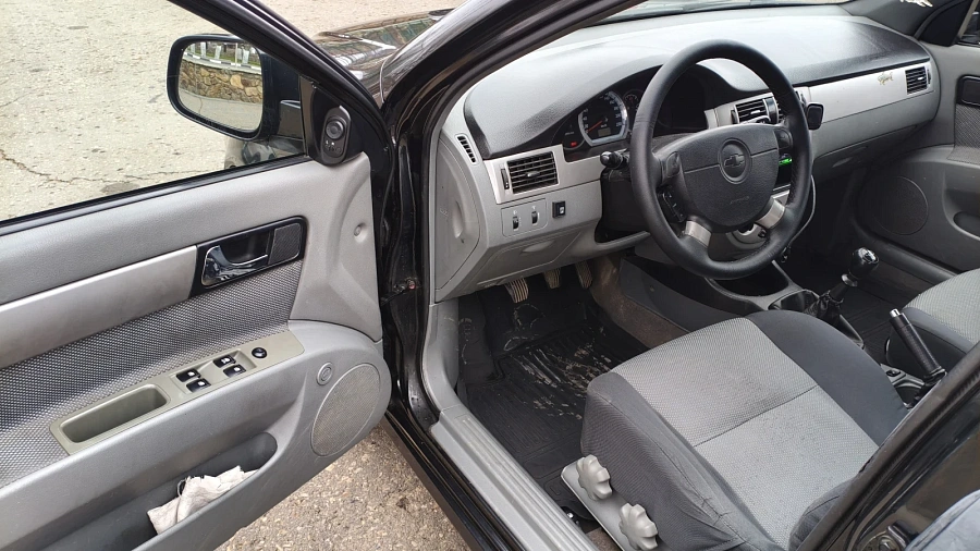 Chevrolet Lacetti, 2012г., передний привод, механика