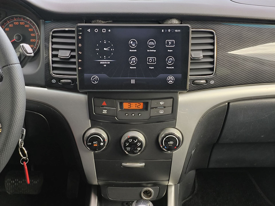 SSANGYONG , 2013г., передний привод, автомат