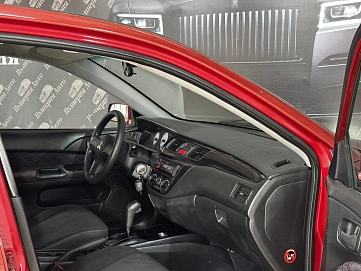 Mitsubishi Lancer, 2006г, передний привод, автомат