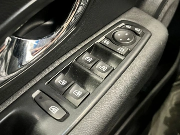 Renault Megane, 2013г, передний привод, механика