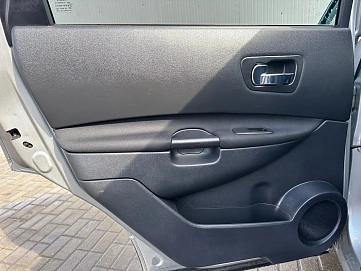 Nissan Qashqai+2, 2012г., передний привод, механика