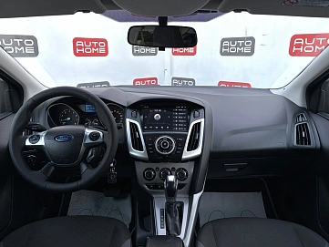 Ford Focus, 2011г., передний привод, робот