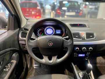 Renault Megane, 2014г, передний привод, механика
