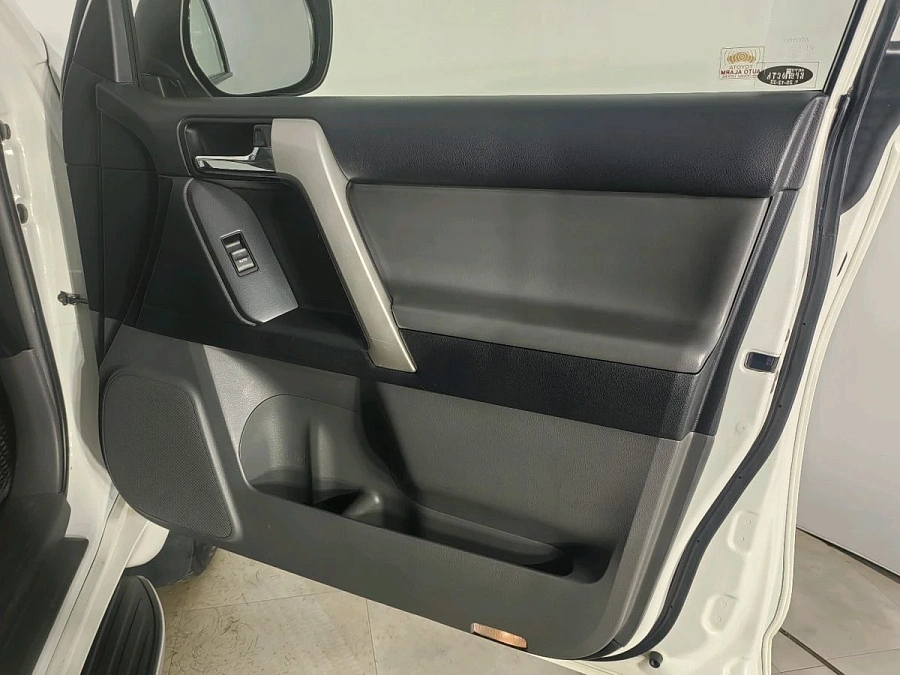 Toyota Land Cruiser Prado, 2013г., полный привод, автомат