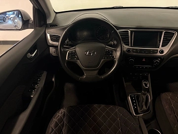 Hyundai Solaris, 2020г, передний привод, автомат