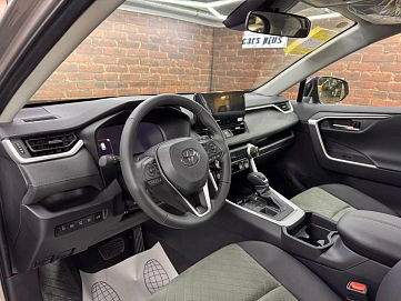 Toyota RAV4, 2025г, полный привод, вариатор