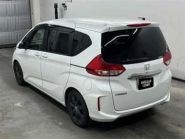 Honda Freed, 2019г, передний привод, вариатор
