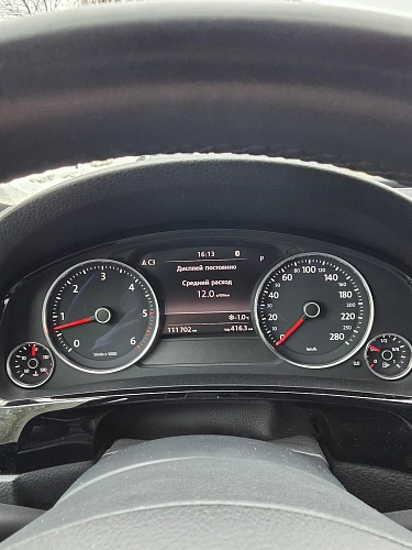 Volkswagen Touareg, 2016г, полный привод, автомат