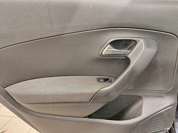 Volkswagen Polo, 2013г, передний привод, автомат