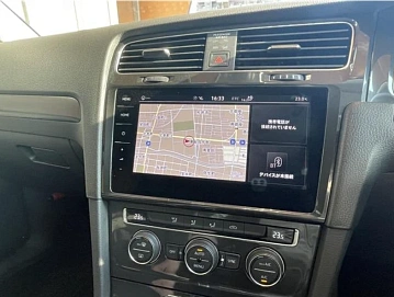 Volkswagen Golf, 2018г, передний привод, робот