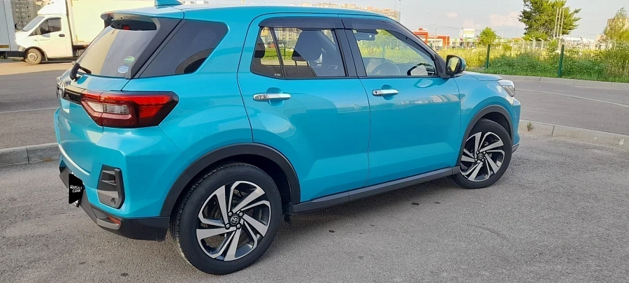 Toyota Raize, 2020г., передний привод, вариатор