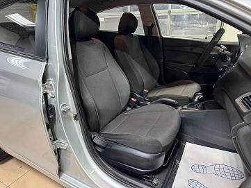 Hyundai Solaris, 2019г, передний привод, автомат