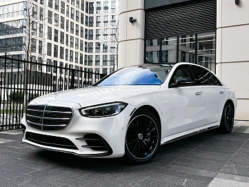 Mercedes-Benz S-Класс, 2023г., полный привод, автомат