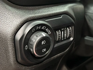 Jeep Wrangler, 2018г, полный привод, автомат