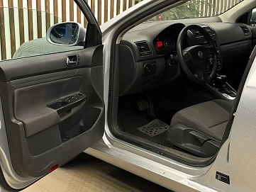 Volkswagen Jetta, 2008г, передний привод, автомат